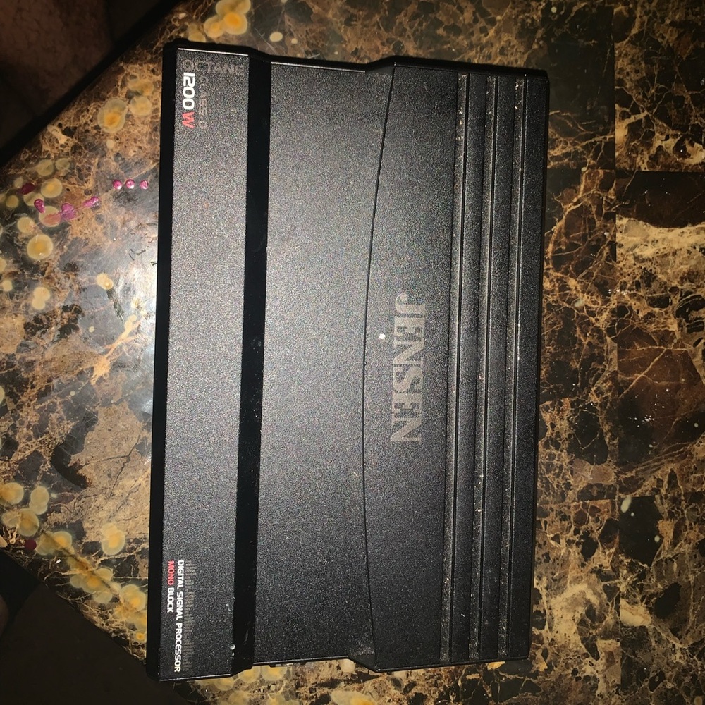 Jensen amp 1200W. Class-D. Octane